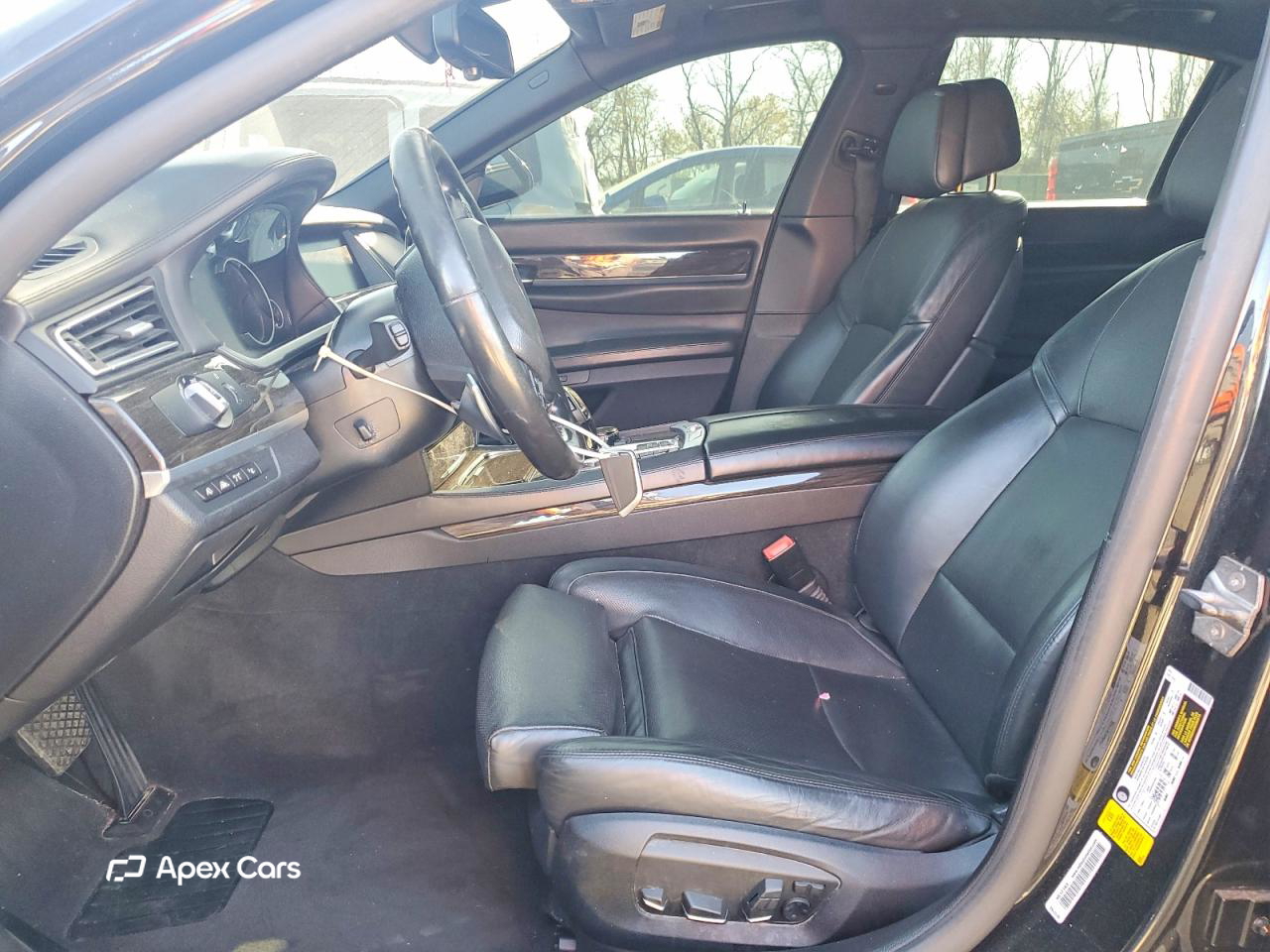 BMW Series 7 2015