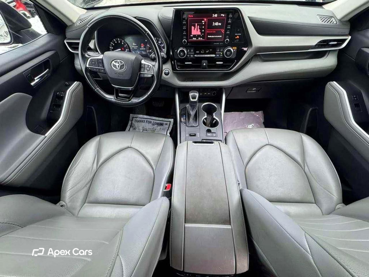 Toyota Highlander 2021