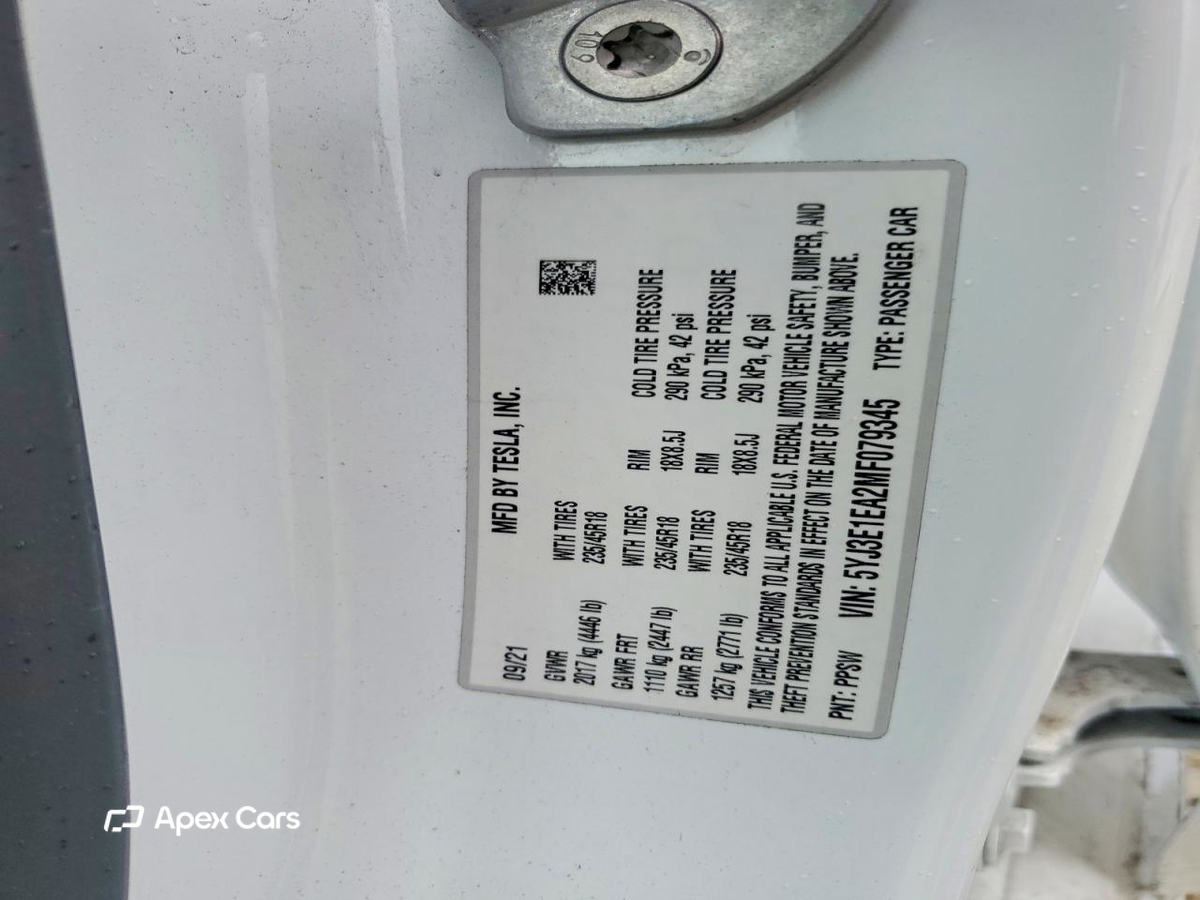 Tesla Model 3 2021