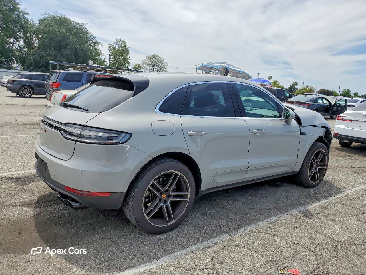 Porsche Macan 2021