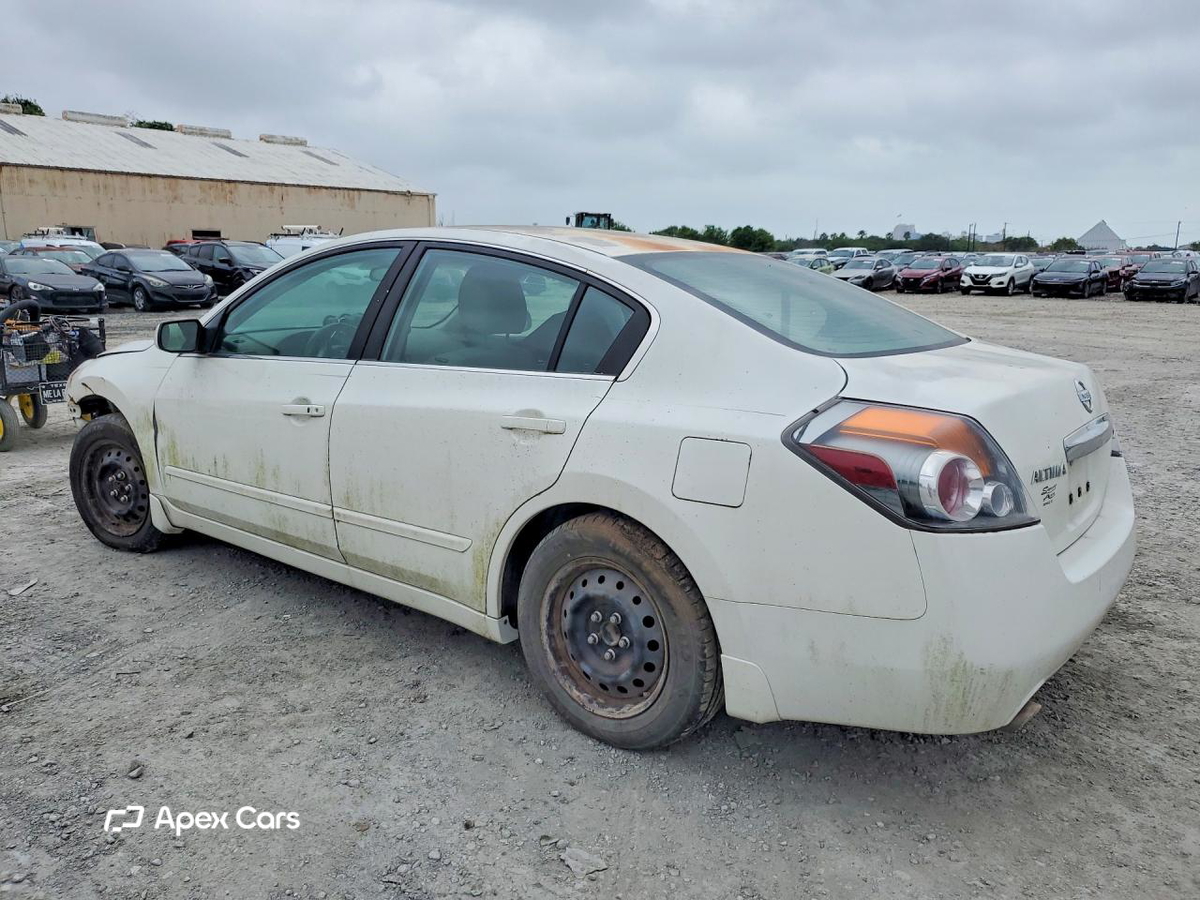 Nissan Altima 2012