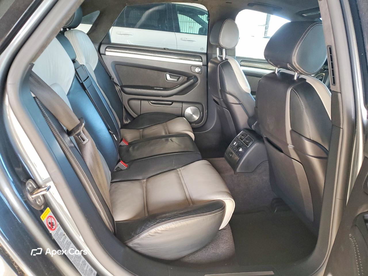 Audi S8 2007