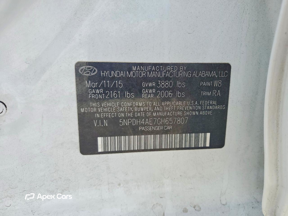 Hyundai Elantra 2016