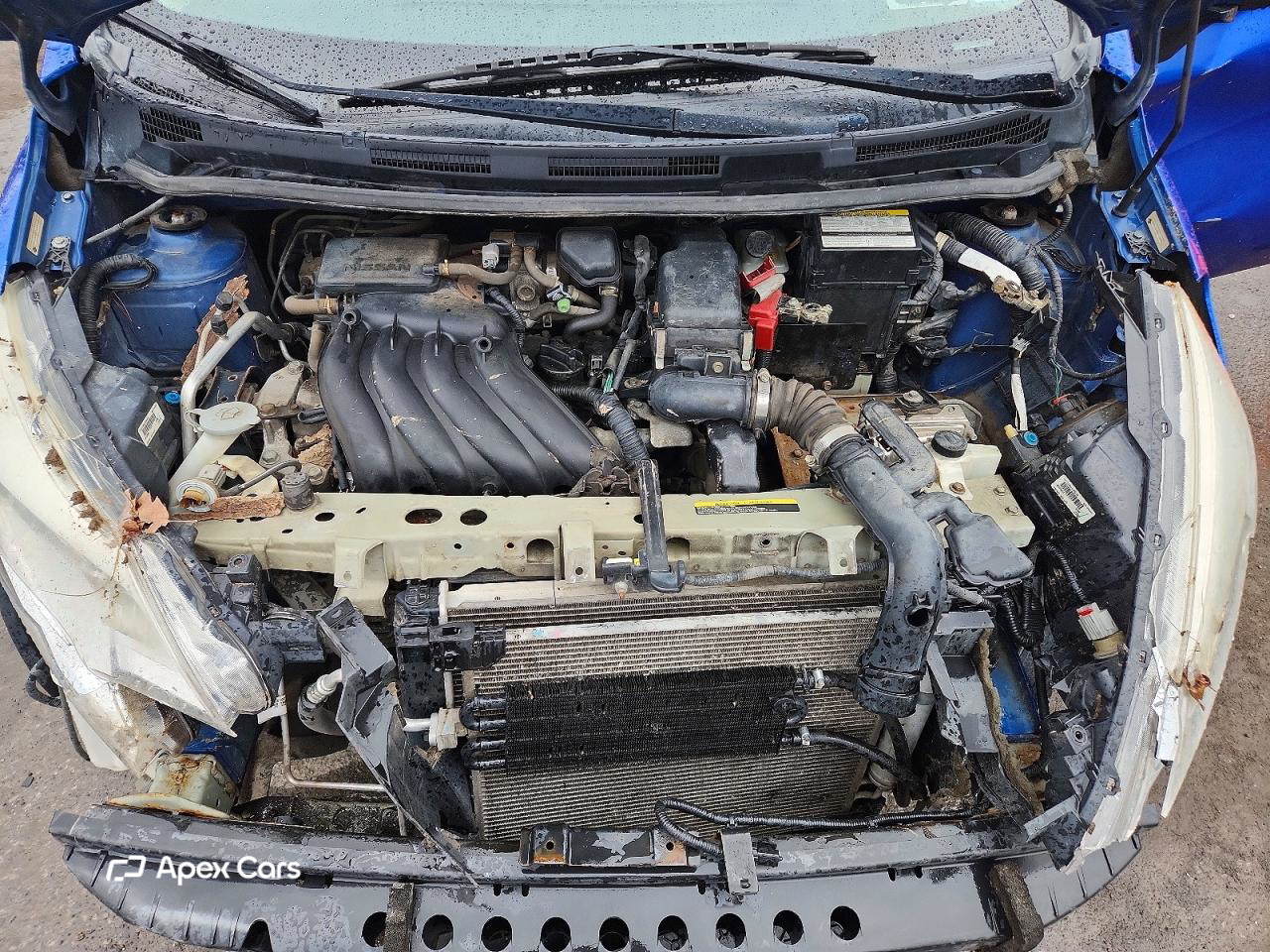 Nissan Versa 2015