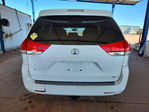 Toyota Sienna 2011