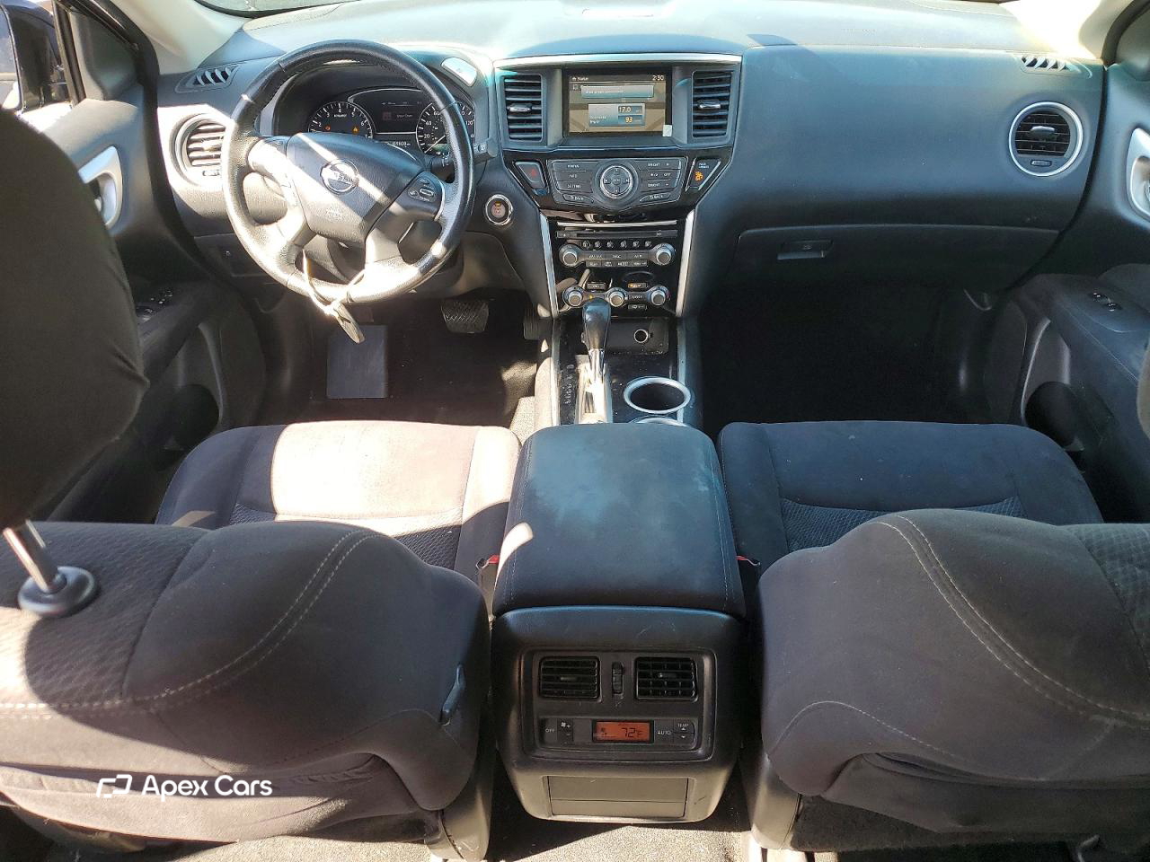 Nissan Pathfinder 2013