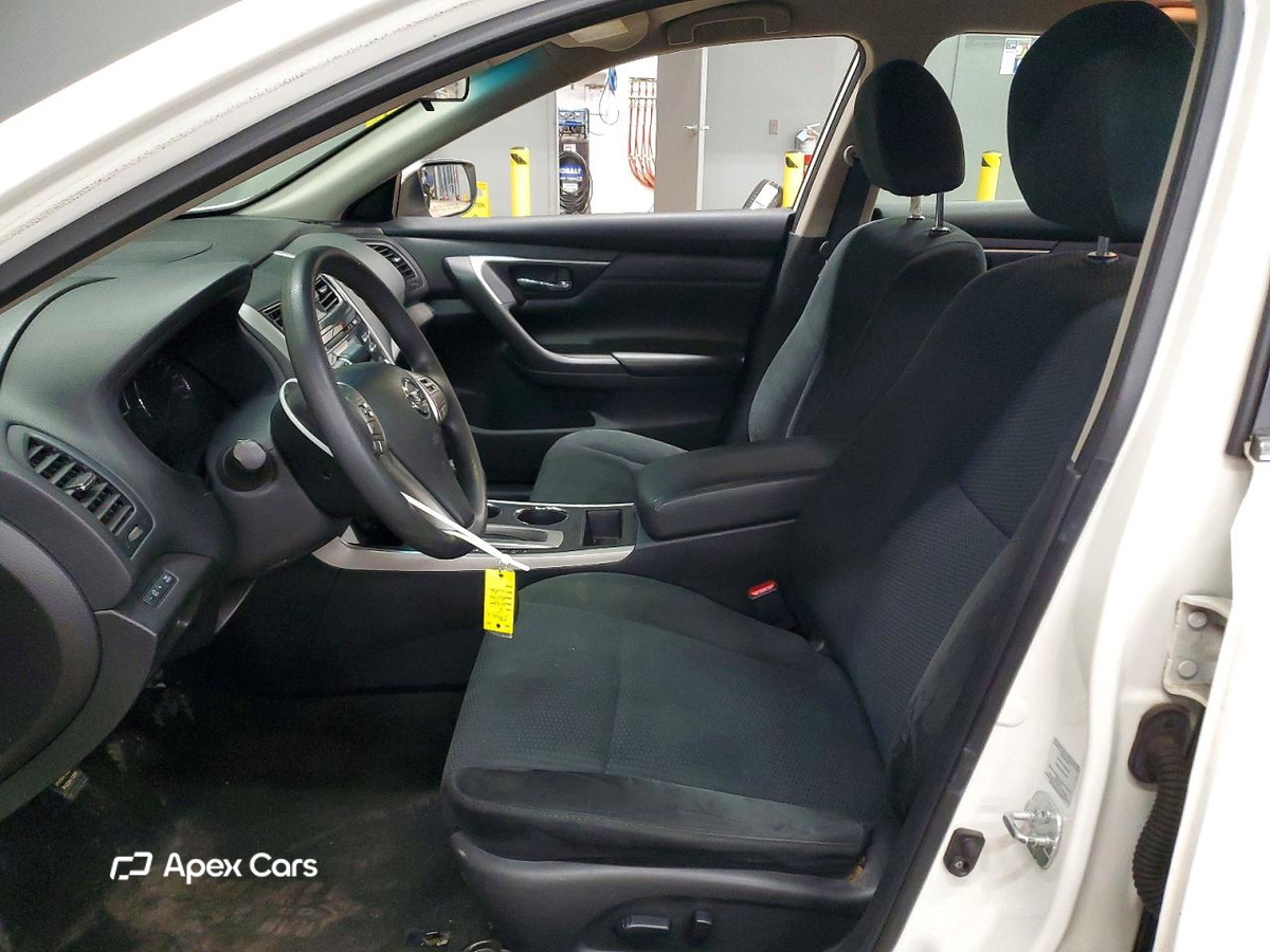 Nissan Altima 2015