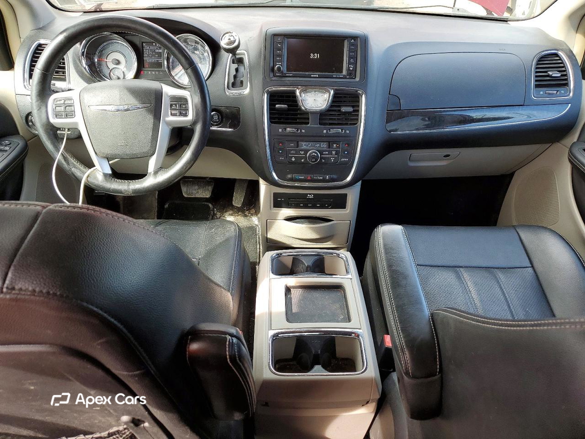 Chrysler Voyager 2015