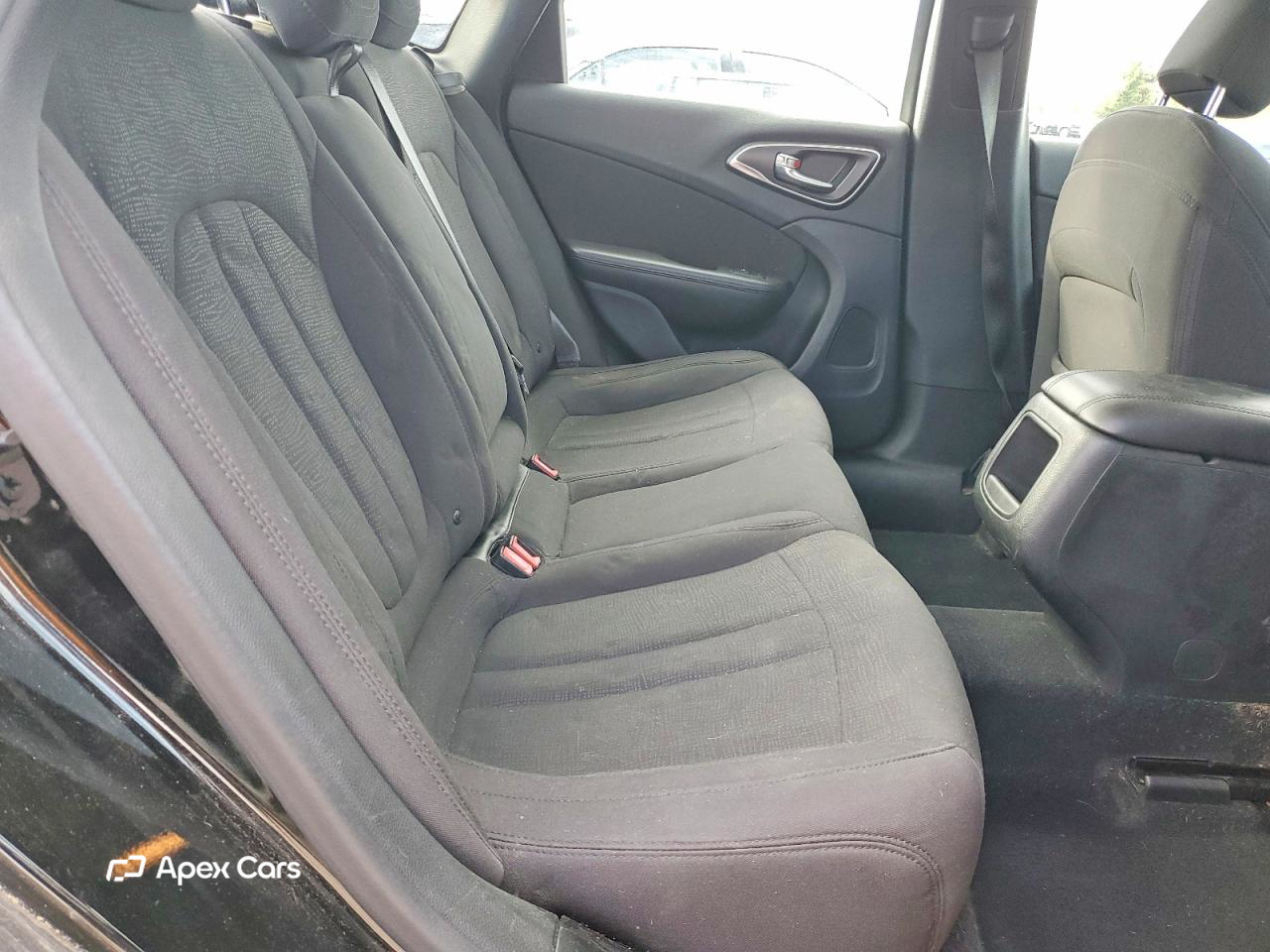Chrysler 200 2015