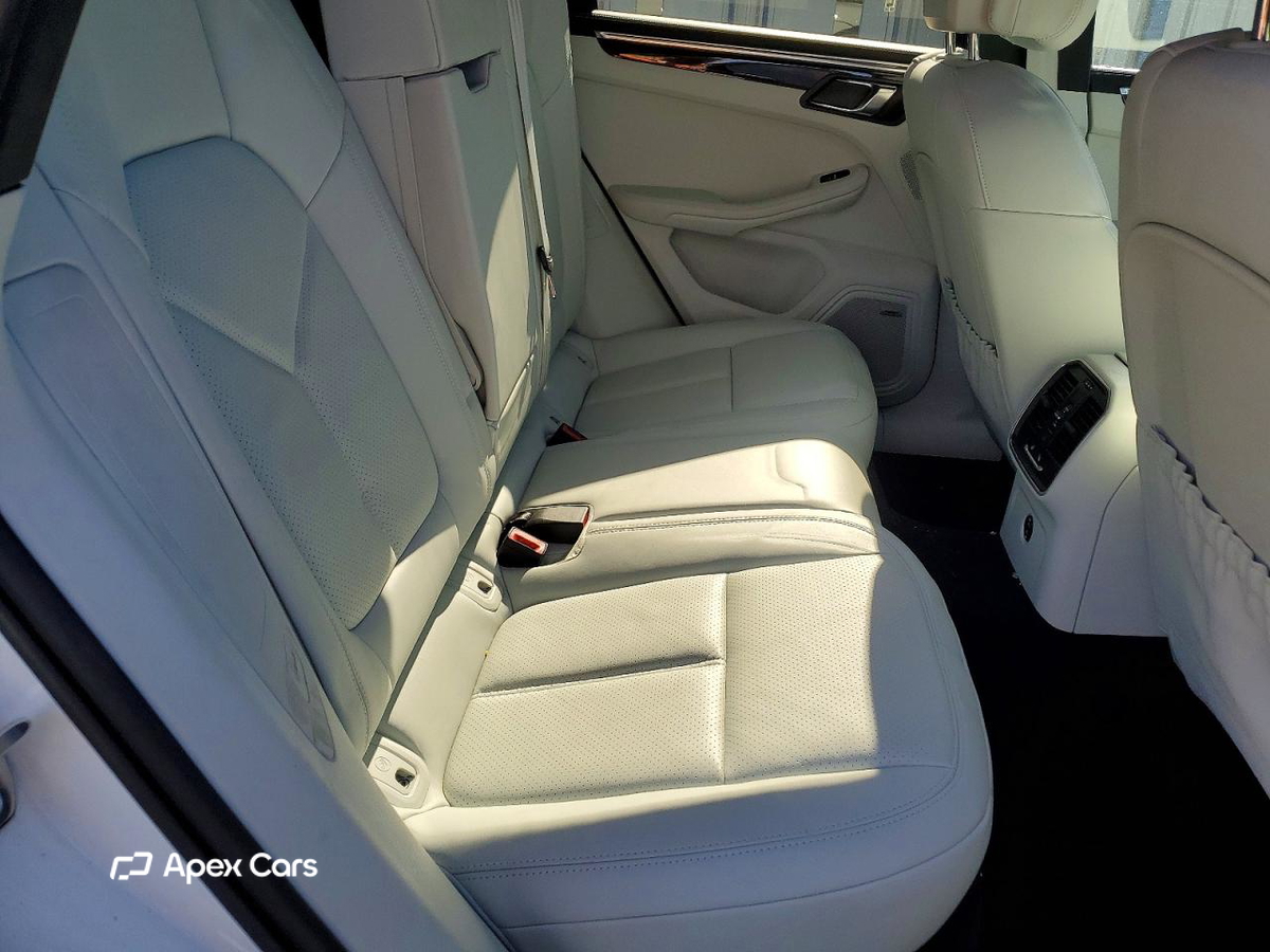 Porsche Macan 2024
