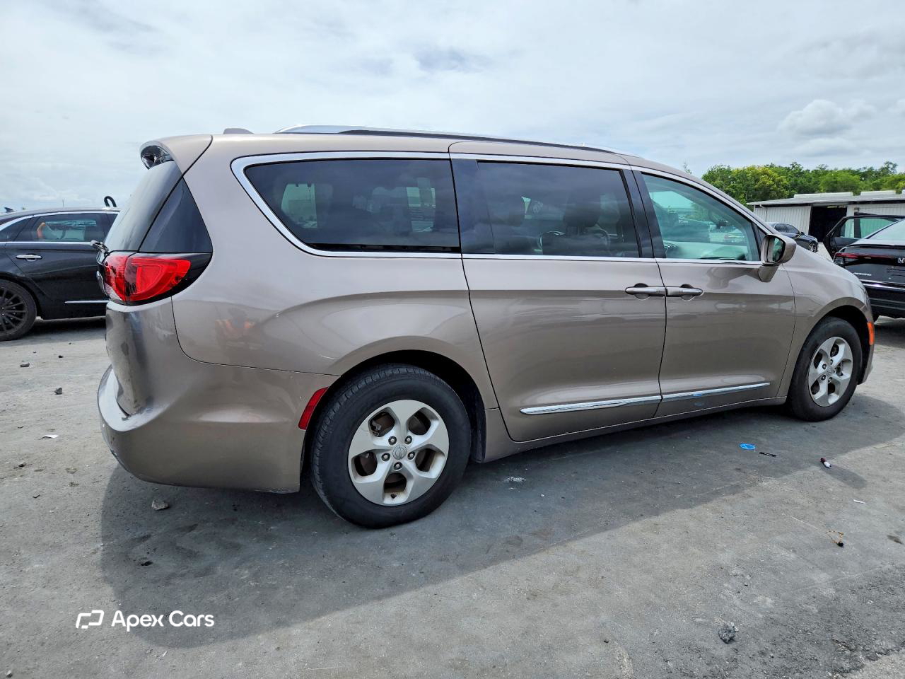 Chrysler Pacifica 2017