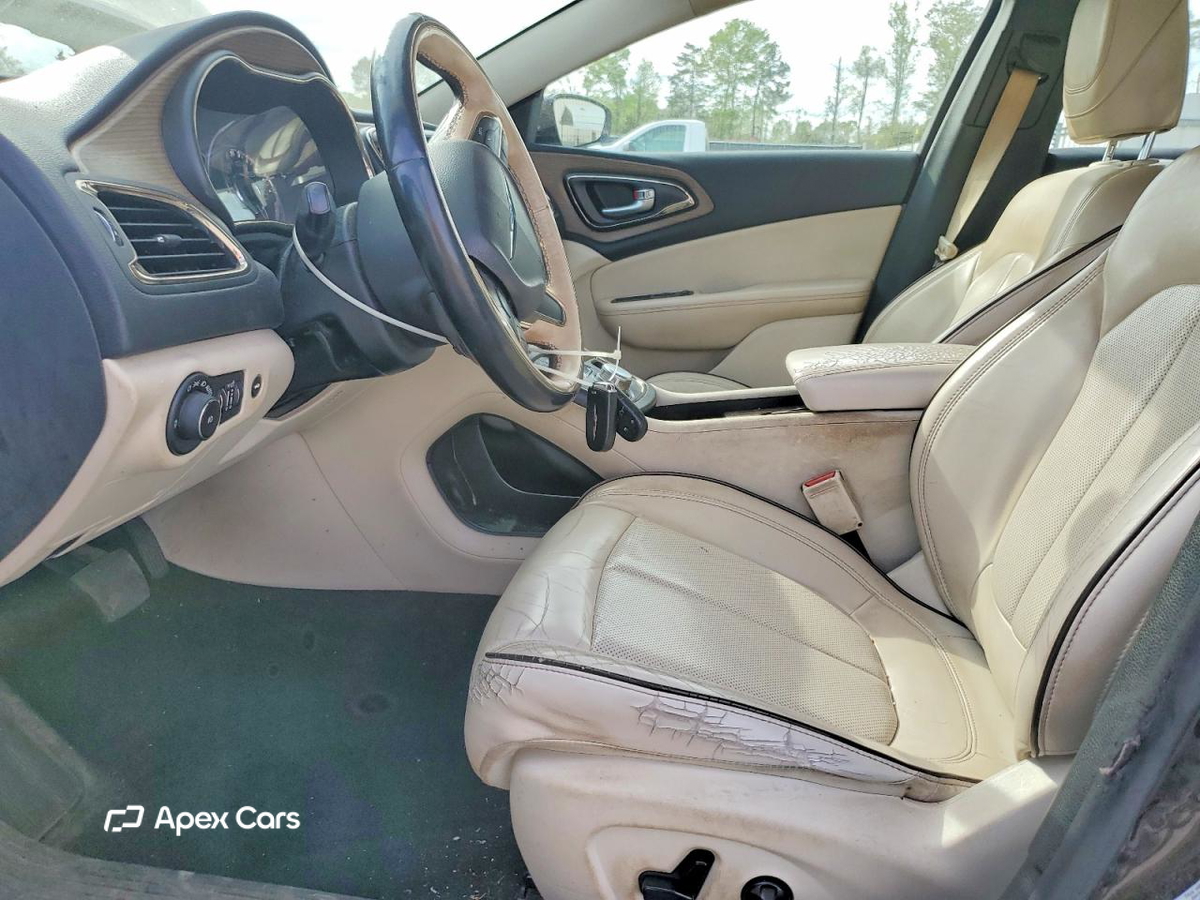 Chrysler 200 2015