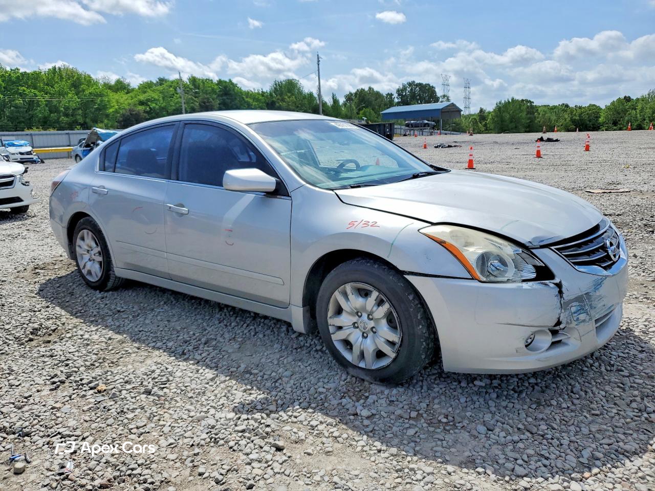 Nissan Altima 2012