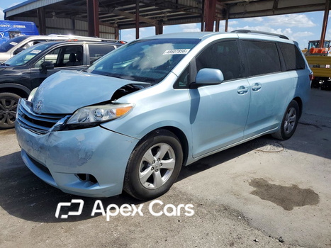 Toyota Sienna 2016 - Image 1 of 14