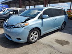 Toyota Sienna 2016