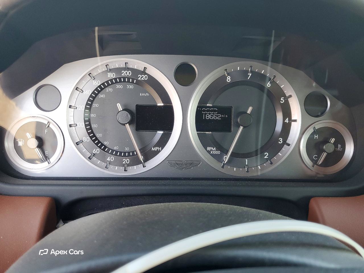 Aston Martin DB9 2014