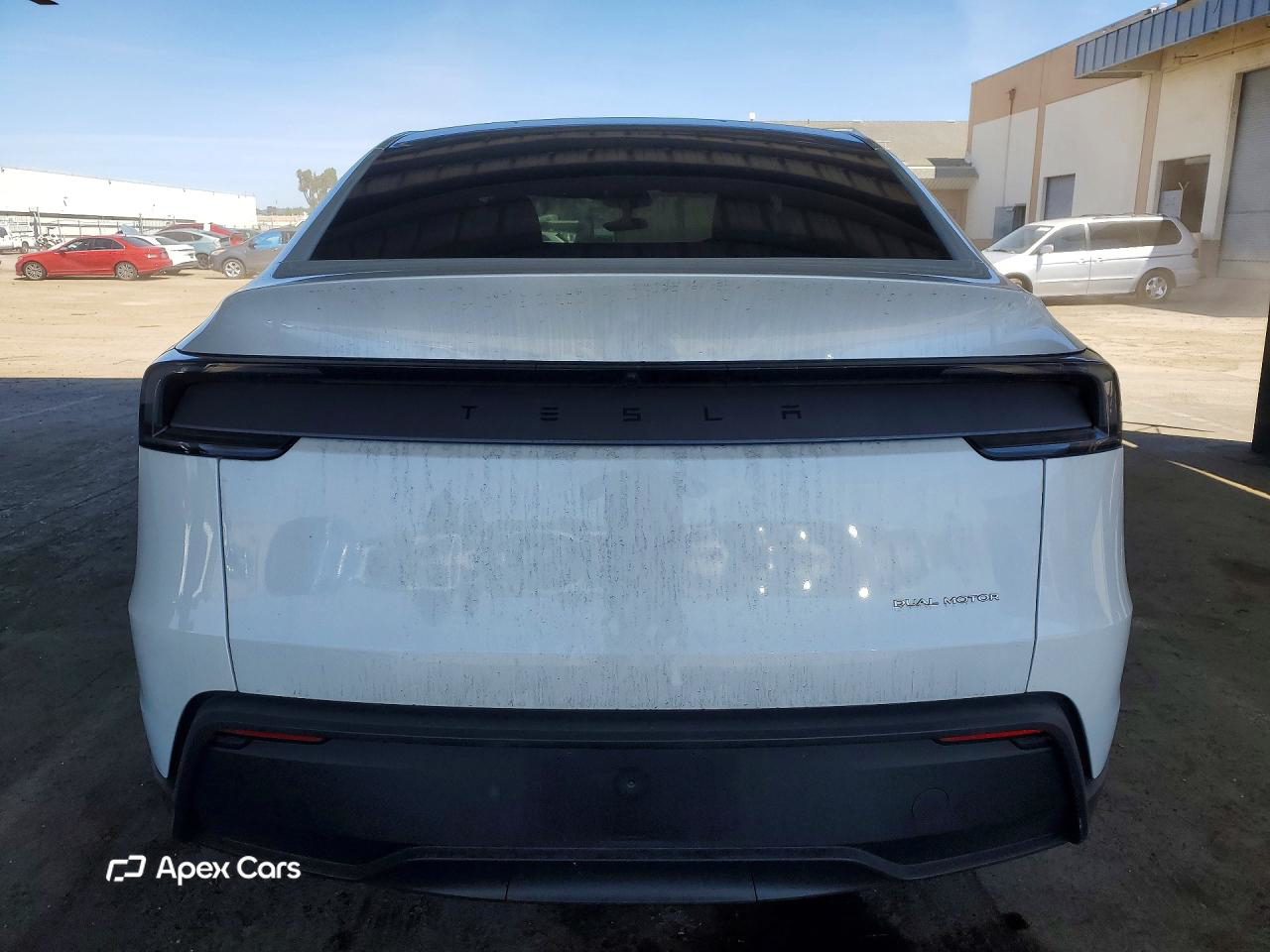 Tesla Model Y 2026