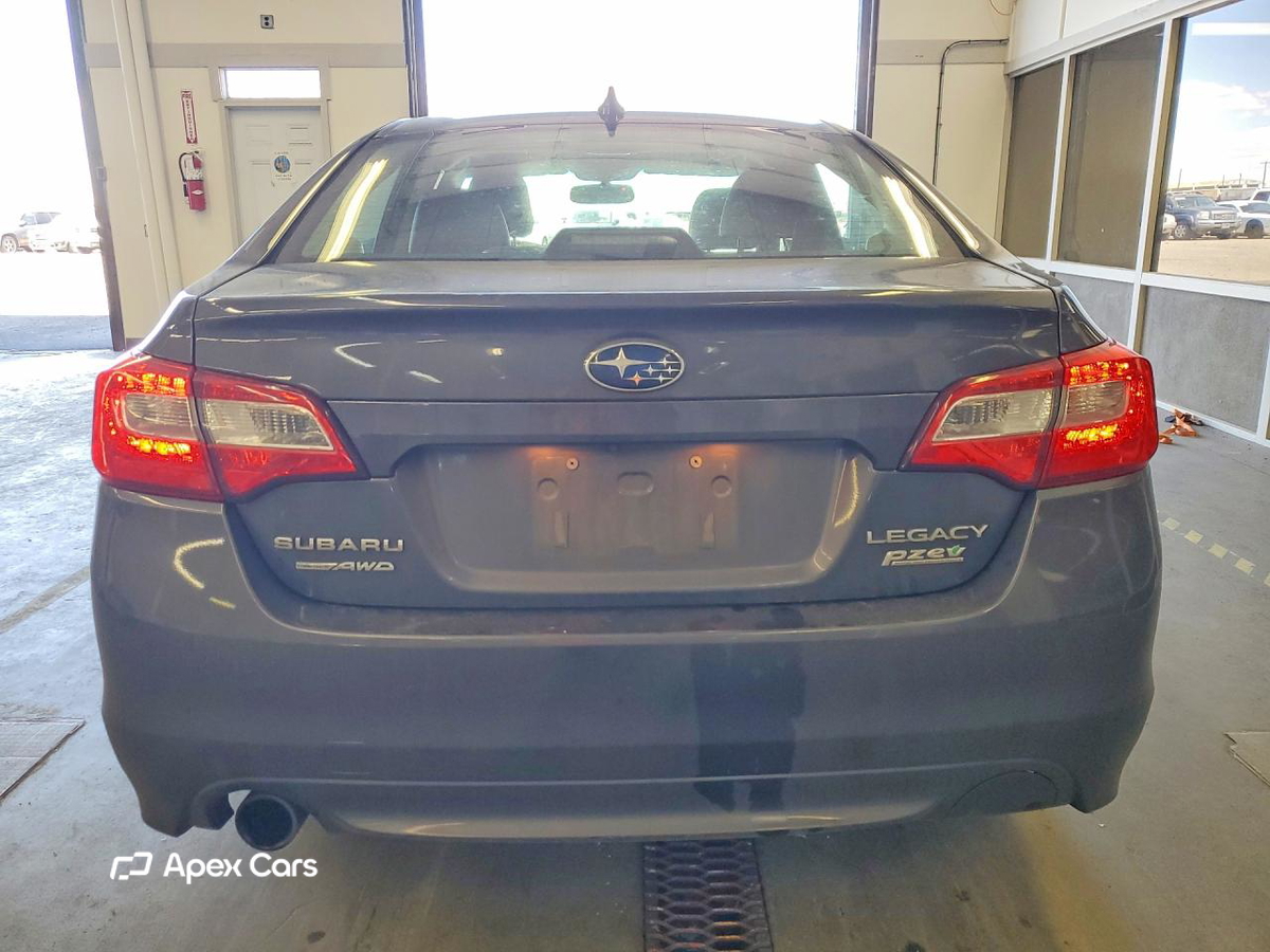 Subaru Legacy 2016