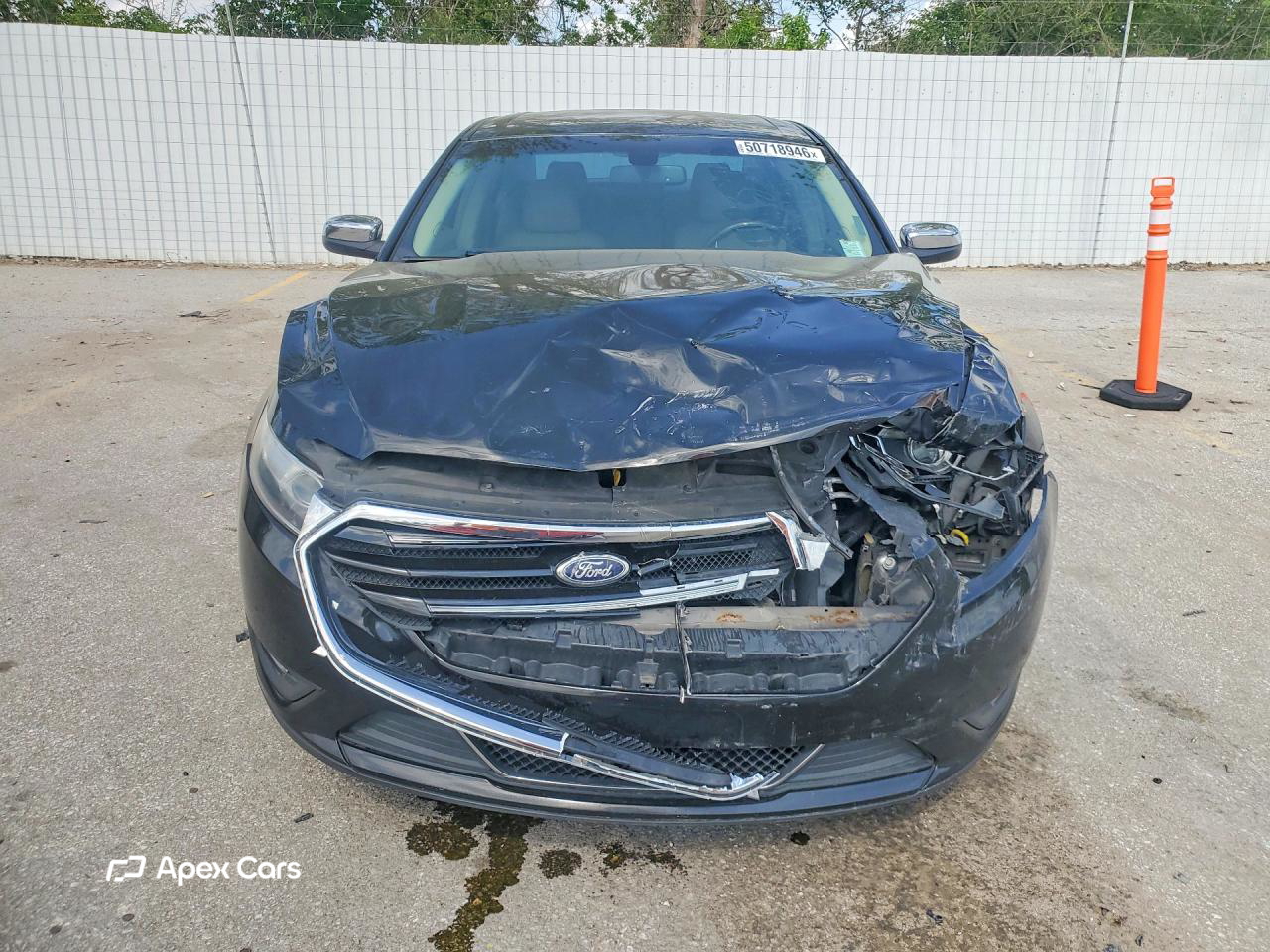 Ford Taurus 2013