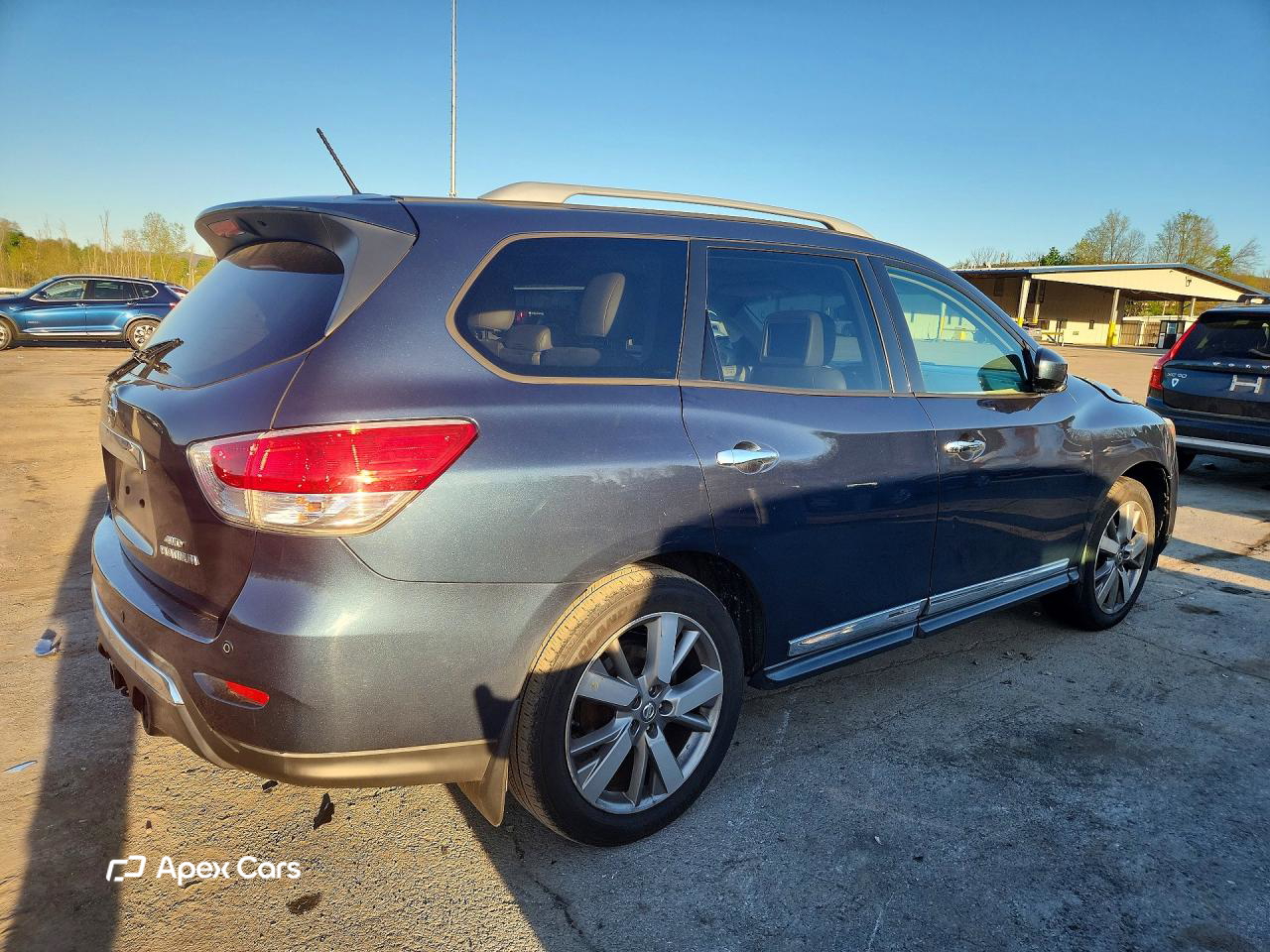 Nissan Pathfinder 2013