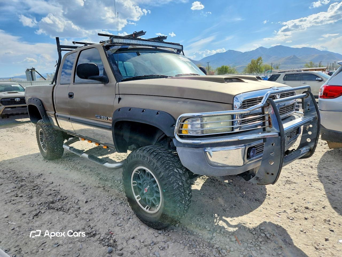 Dodge RAM 2000
