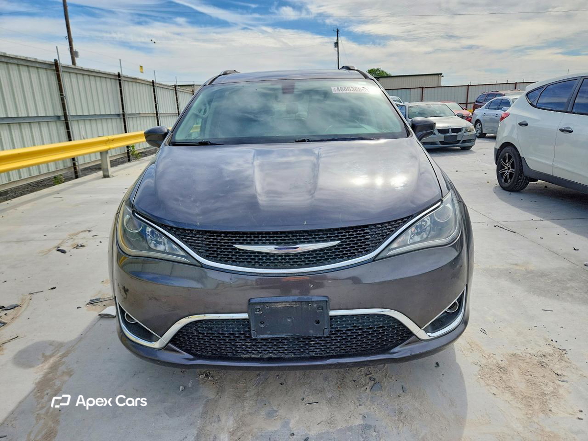 Chrysler Pacifica 2017