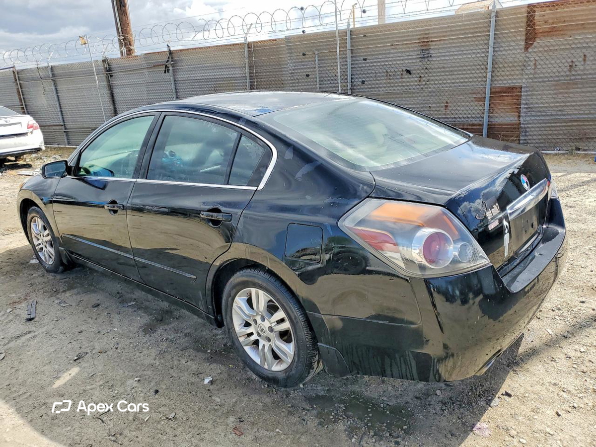 Nissan Altima 2012