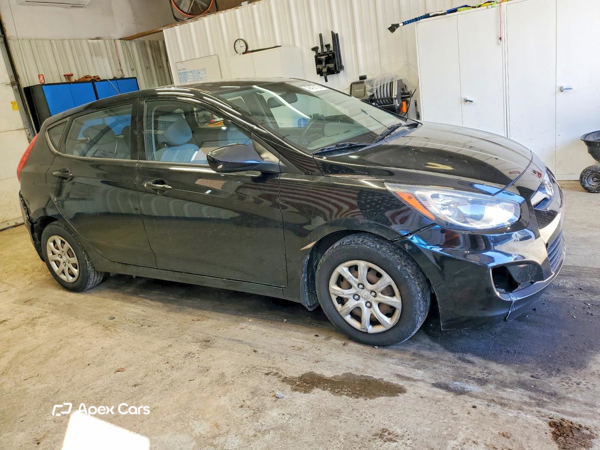 Hyundai Accent 2013