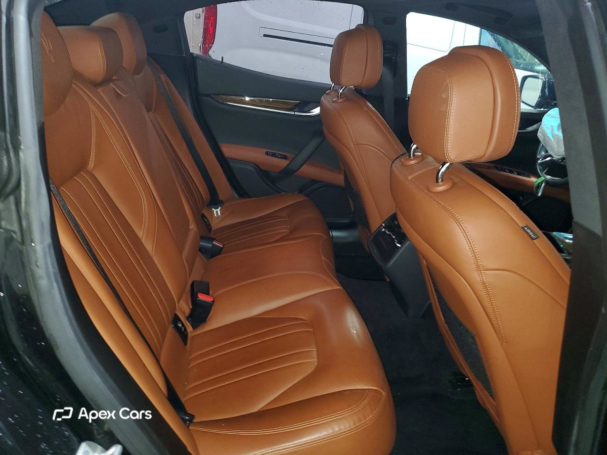 Maserati Ghibli 2015