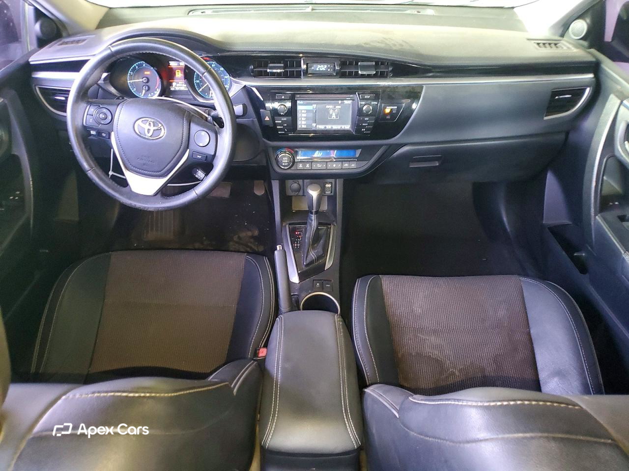 Toyota Corolla 2015