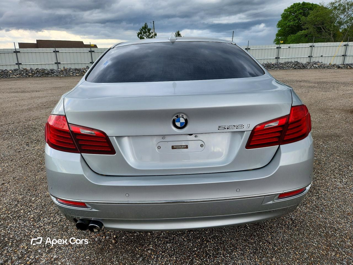BMW Series 5 2016