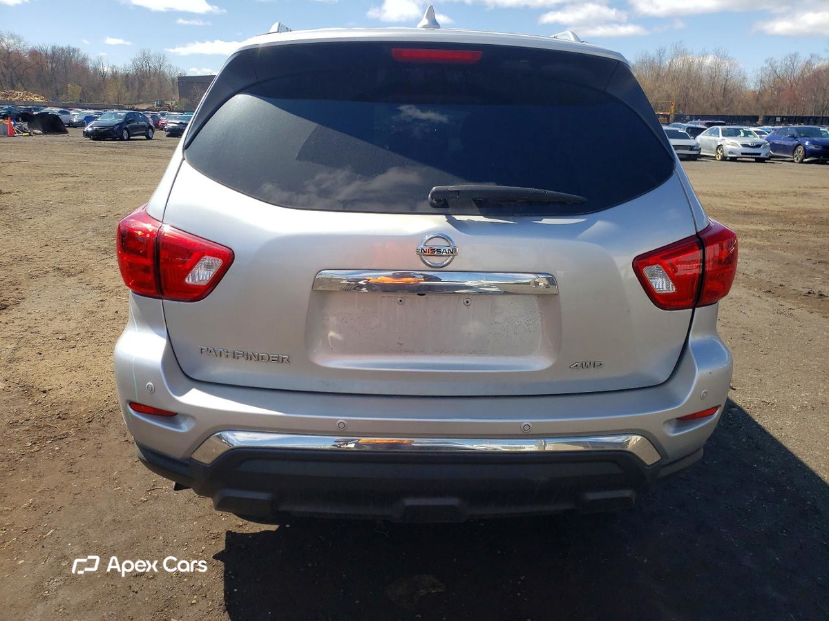 Nissan Pathfinder 2019