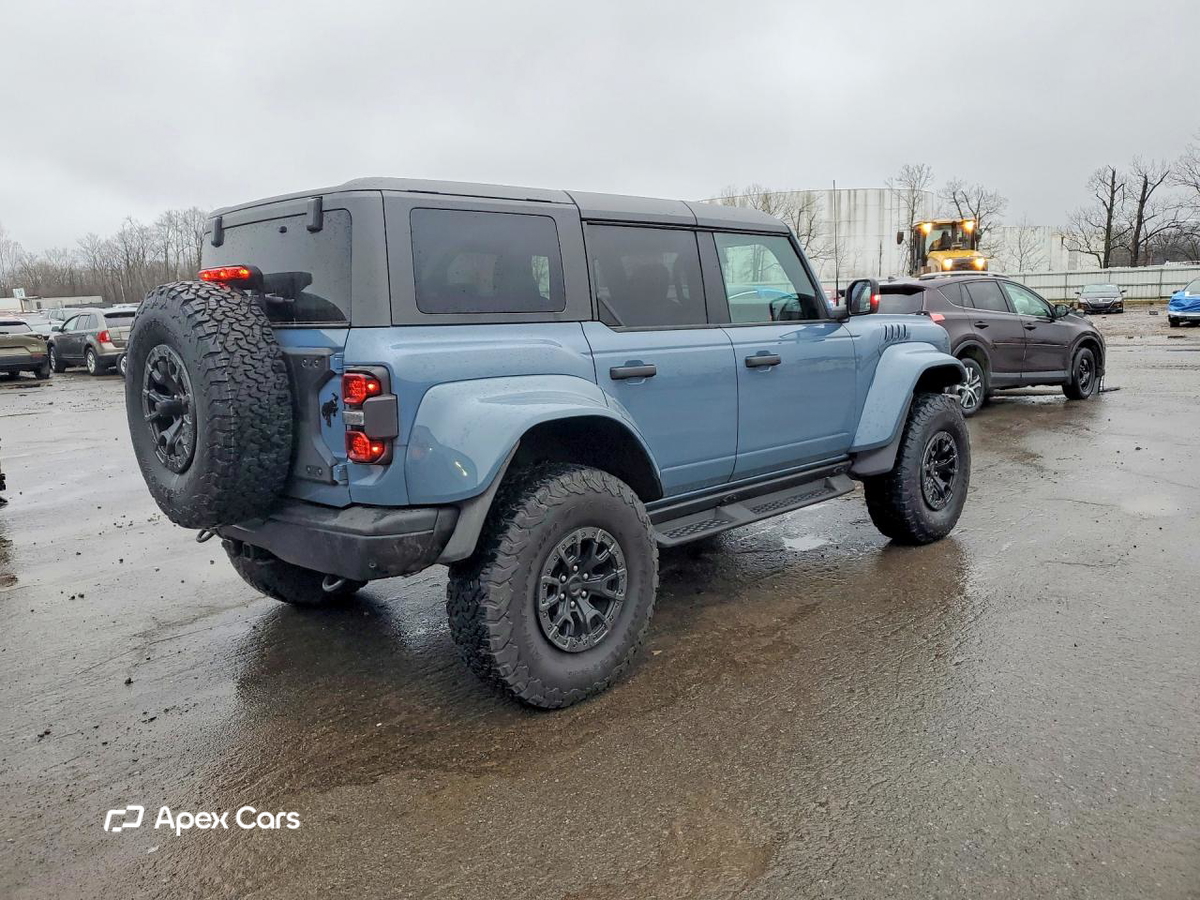 Ford Bronco 2024