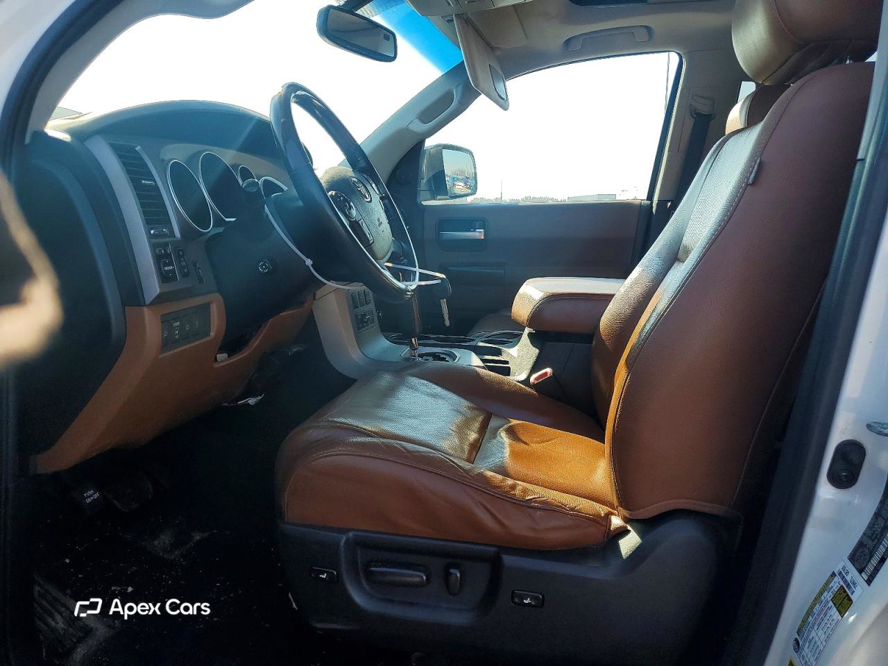 Toyota Sequoia 2011