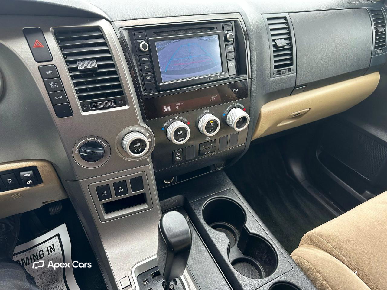 Toyota Sequoia 2014
