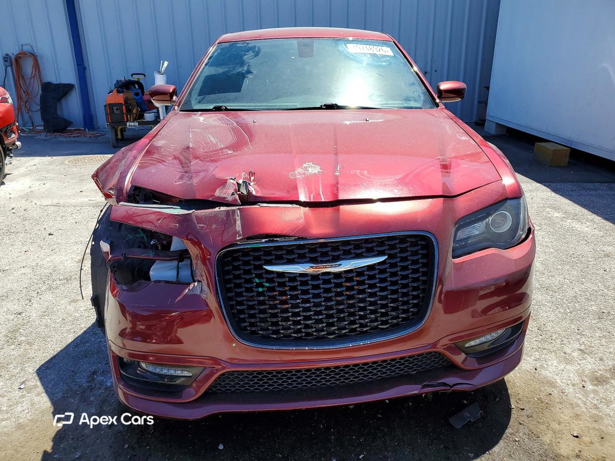 Chrysler 300 2020