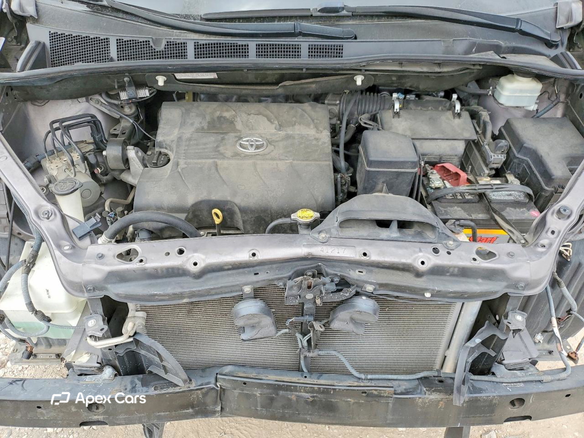 Toyota Sienna 2013