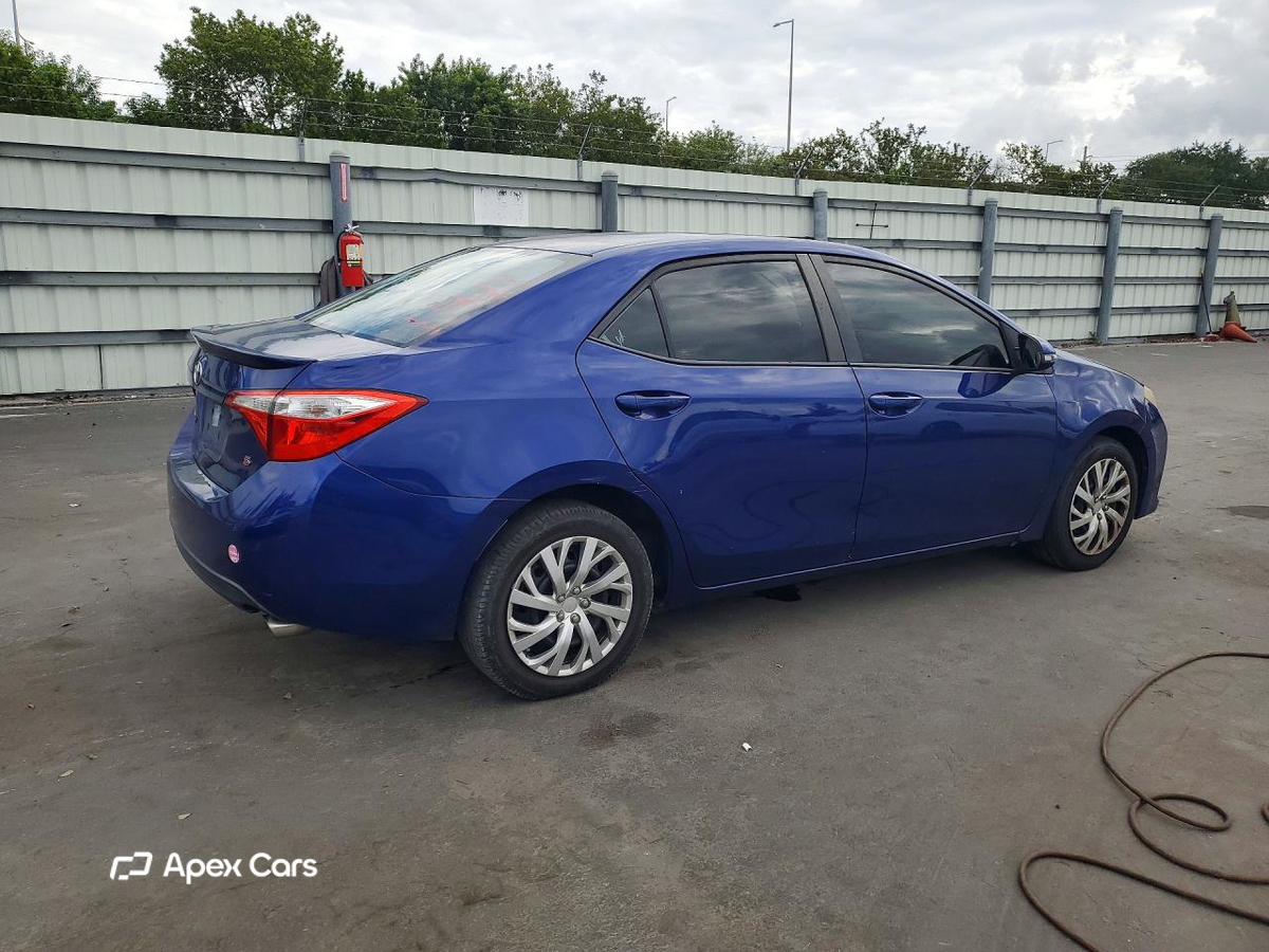 Toyota Corolla 2015