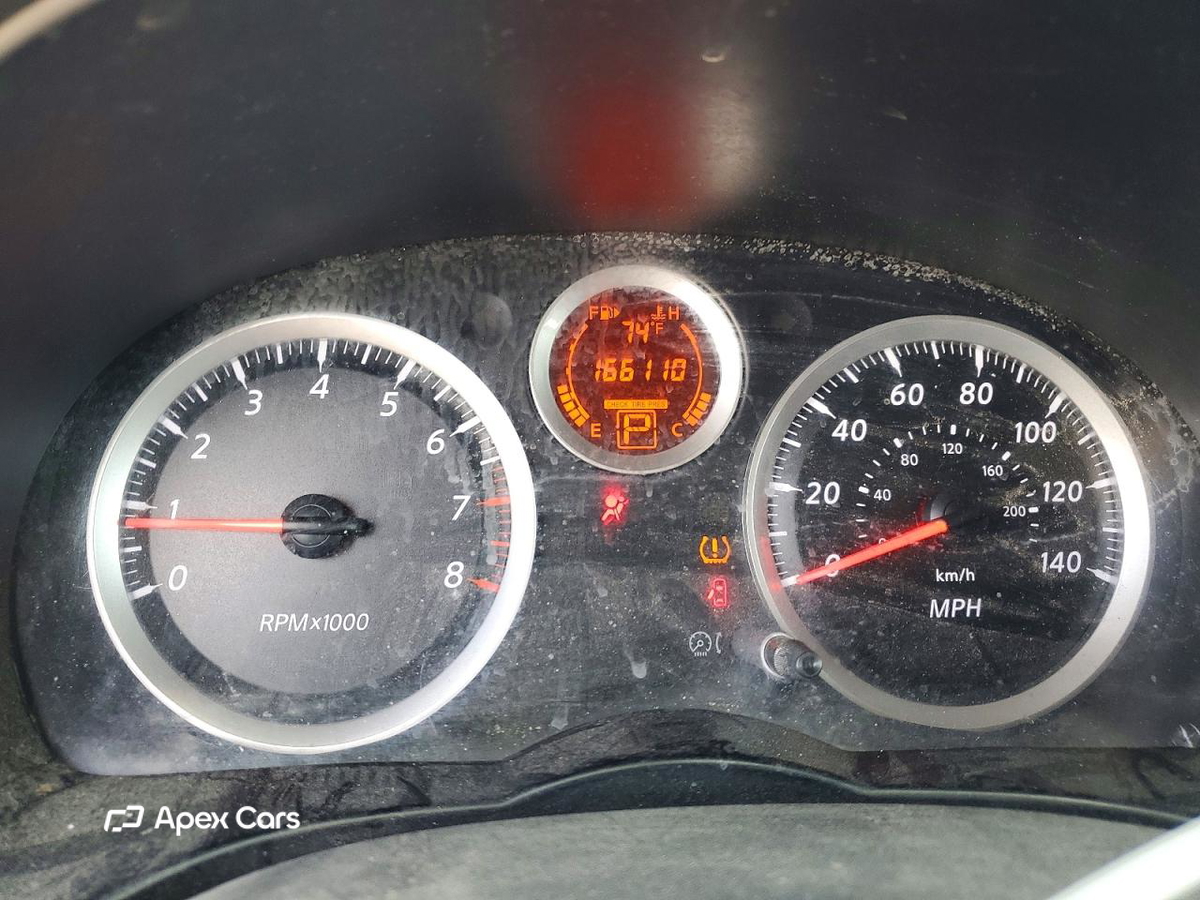 Nissan Sentra 2012
