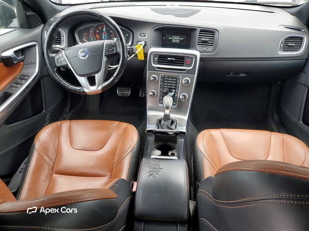 Volvo S60 2015