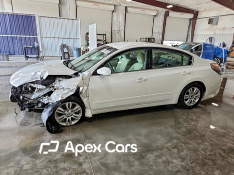 Nissan Altima 2011 - Image 1 of 13