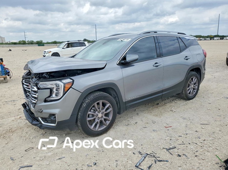 GMC Terrain 2023 - Image 1 of 15