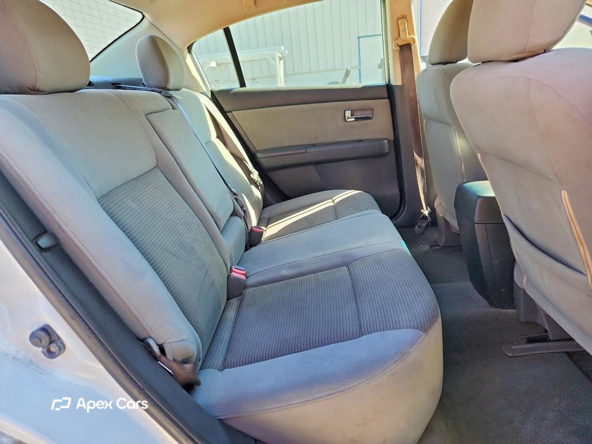 Nissan Sentra 2012