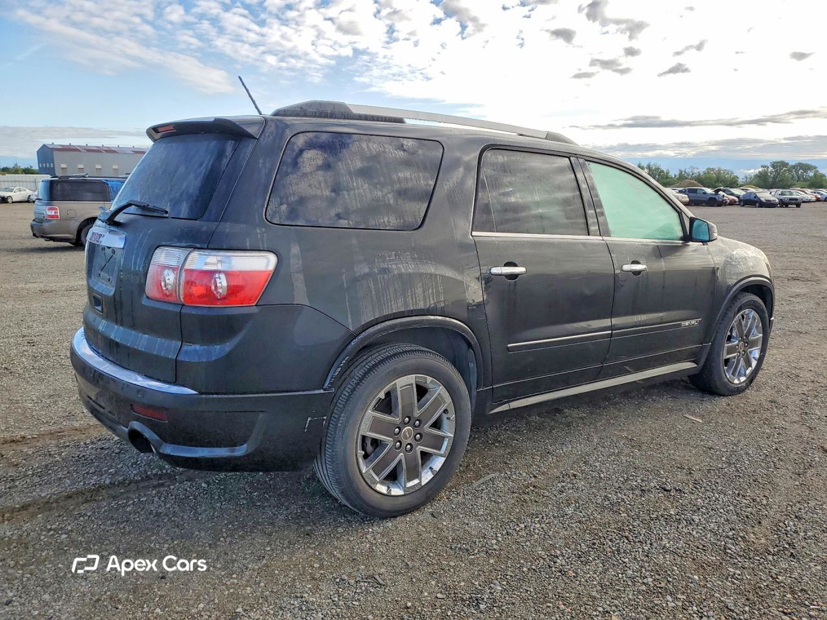 GMC Acadia 2011