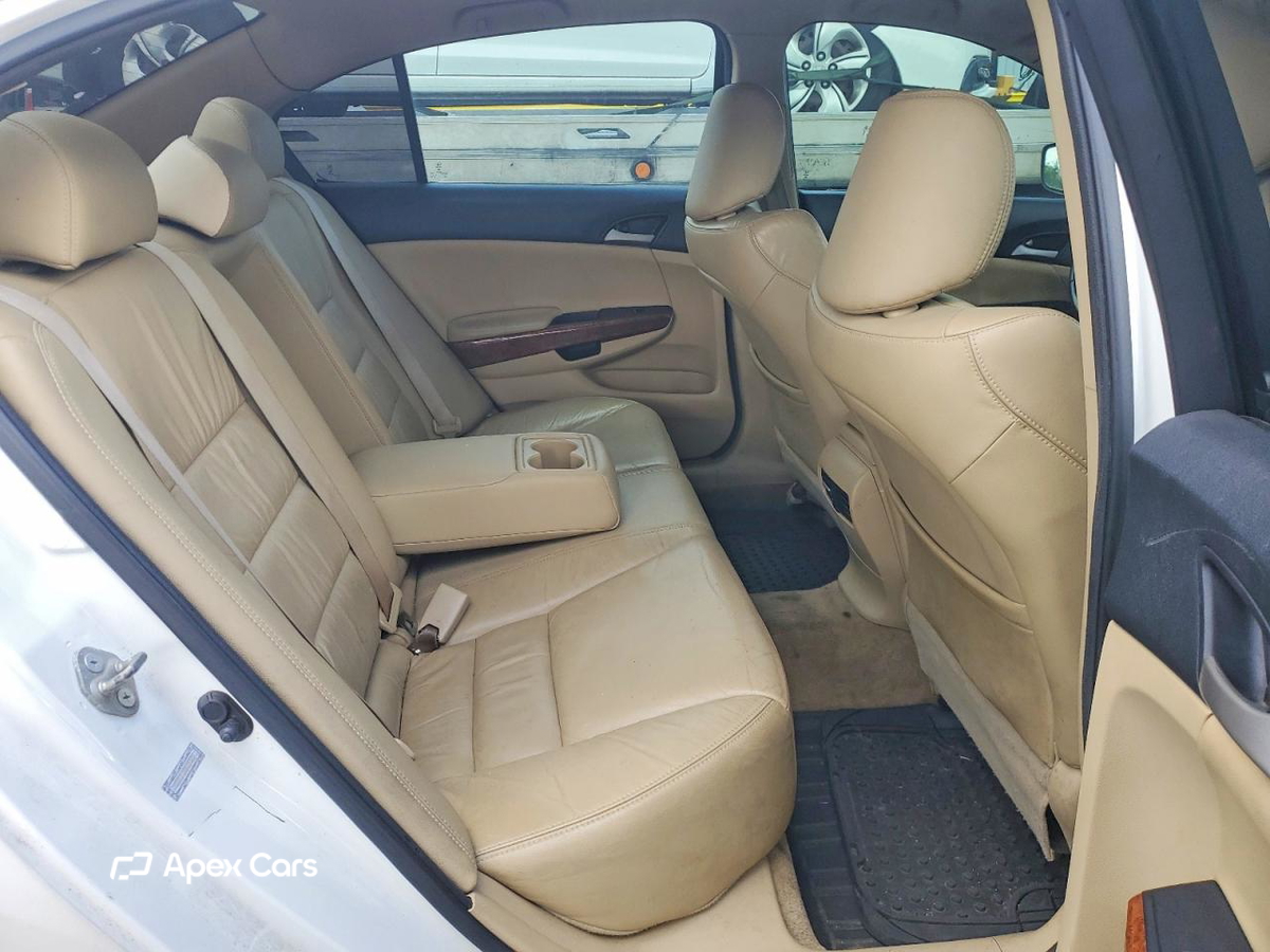 Honda Accord 2011