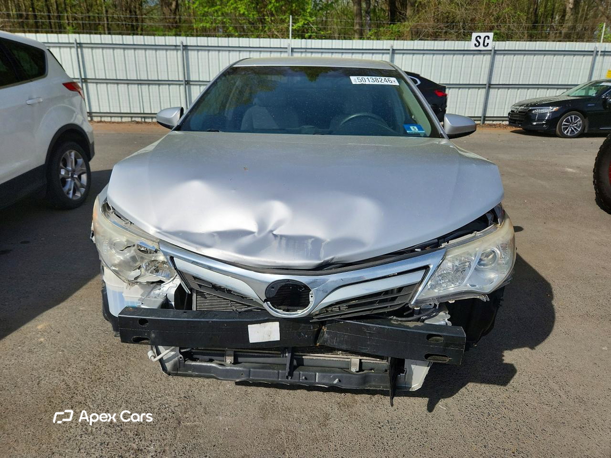 Toyota Camry 2012