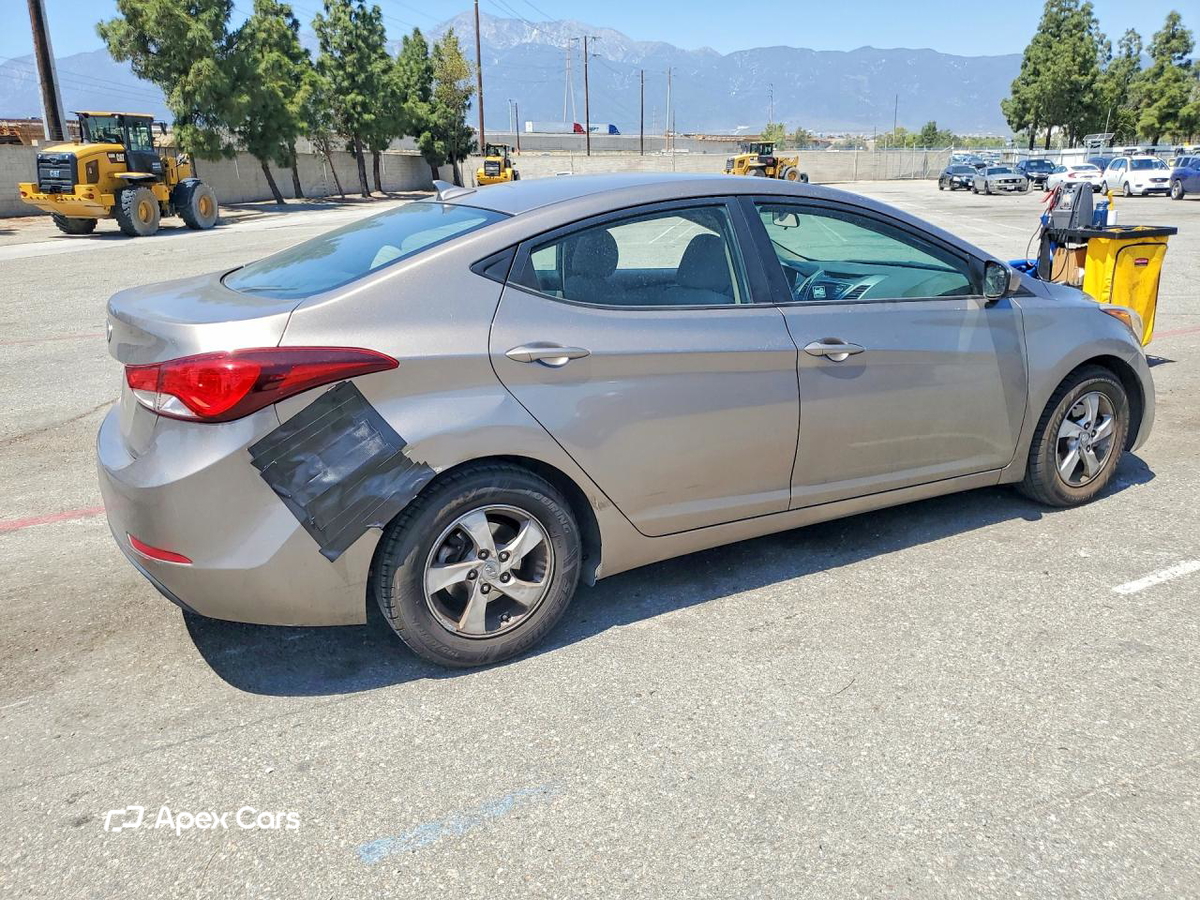 Hyundai Elantra 2014