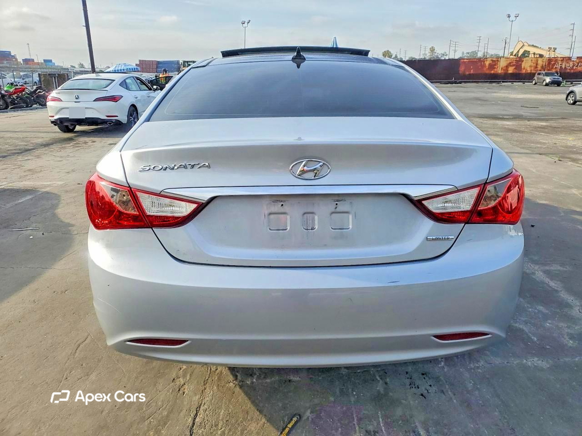 Hyundai Sonata 2012