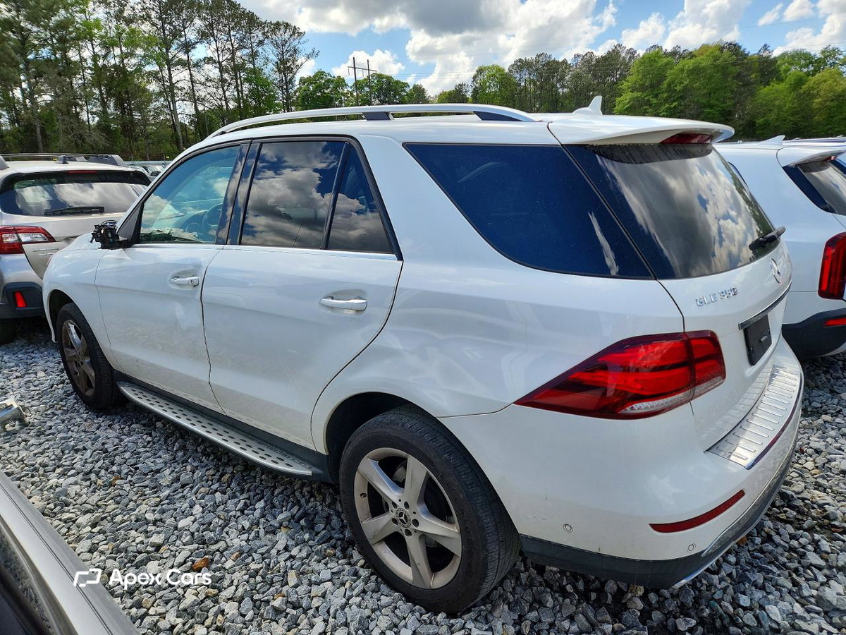 Mercedes-Benz GLE 2018
