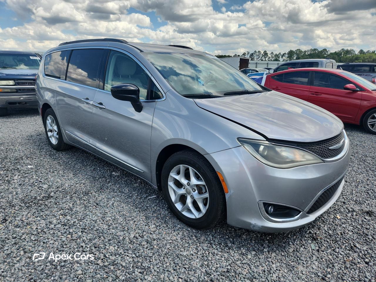 Chrysler Pacifica 2017